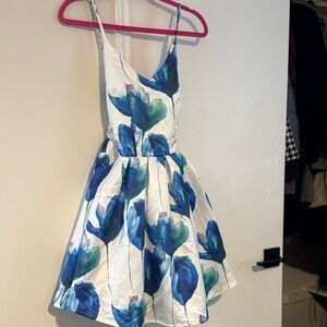 Elegant Blue Floral Mini Dress